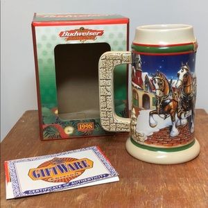 Vintage 1998 Budweiser Holiday Stein